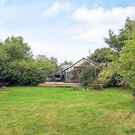 Secluded Haven By - By Traum Holiday home Humble
